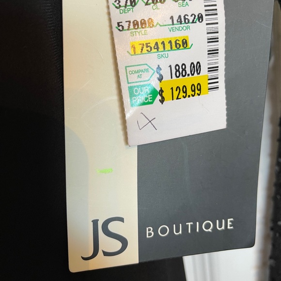 Boutique Cocktail Dress - Picture 3 of 4